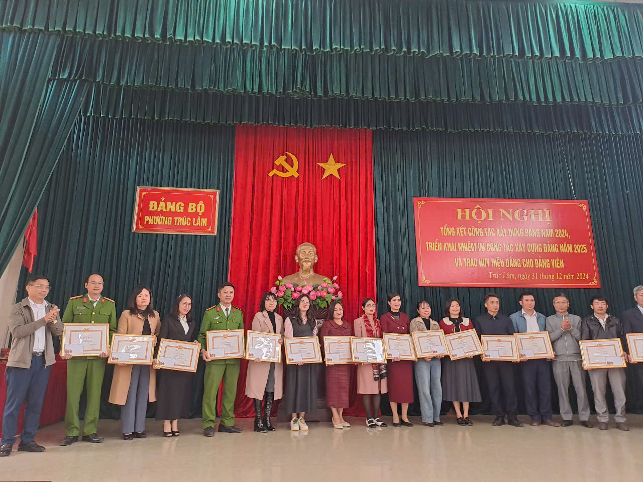 anh tin bai